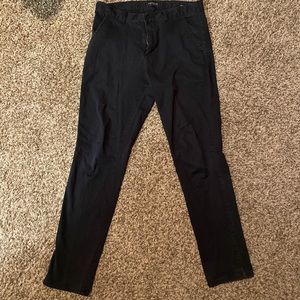 BLACK SLIM CHINOS